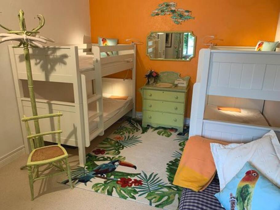 Gite 2-4 Couchages Situe Dans Un Magnifique Jardin Saint-Vivien  Eksteriør bilde