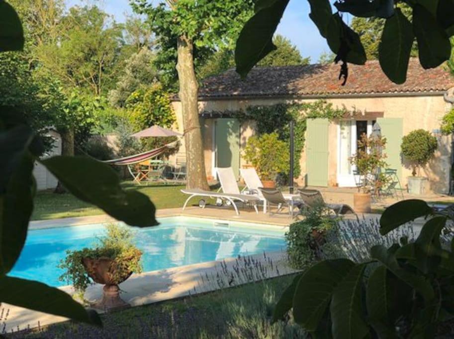 Gite 2-4 Couchages Situe Dans Un Magnifique Jardin Saint-Vivien  Eksteriør bilde
