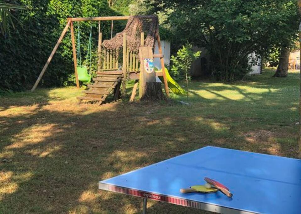 Gite 2-4 Couchages Situe Dans Un Magnifique Jardin Saint-Vivien  Eksteriør bilde